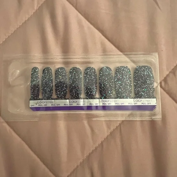 Color Street - Picture 13 of 16